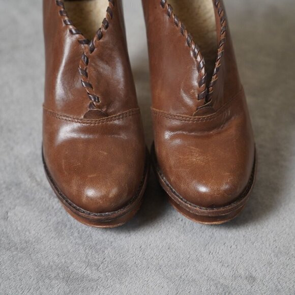 UGG Jamison Ankle Heeled Bootie Brown Distressed Leather Shearling Lined Size 8 - Picture 4 of 12